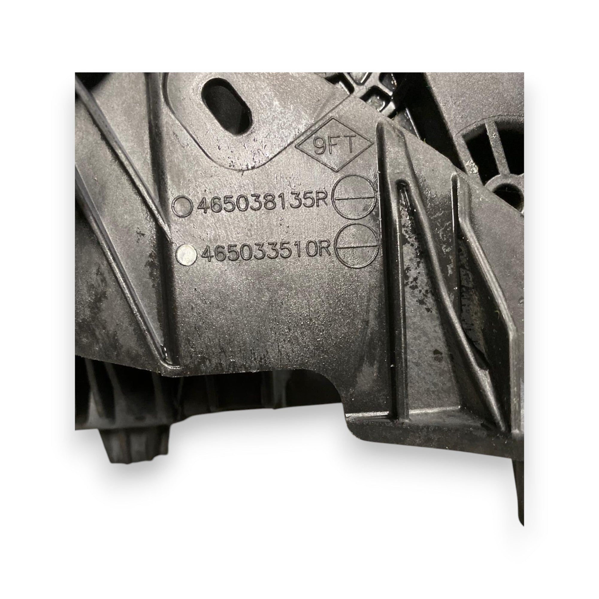 Pedale frizione Dacia Sandero Stepway (2012 - 2020) Cod:465038135R - F&P CRASH SRLS - Ricambi Usati