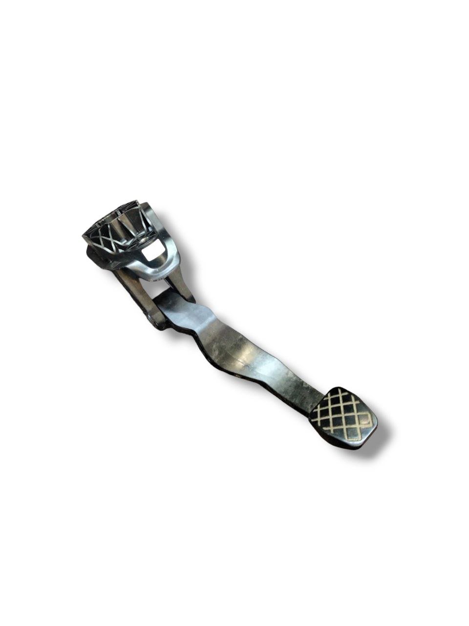 Pedale Frizione Seat / Audi / Skoda / T-cross / Volkswagen Polo 6R ( 2009-2017 ) cod.2Q1721059 - F&amp;P CRASH SRLS - Ricambi Usati