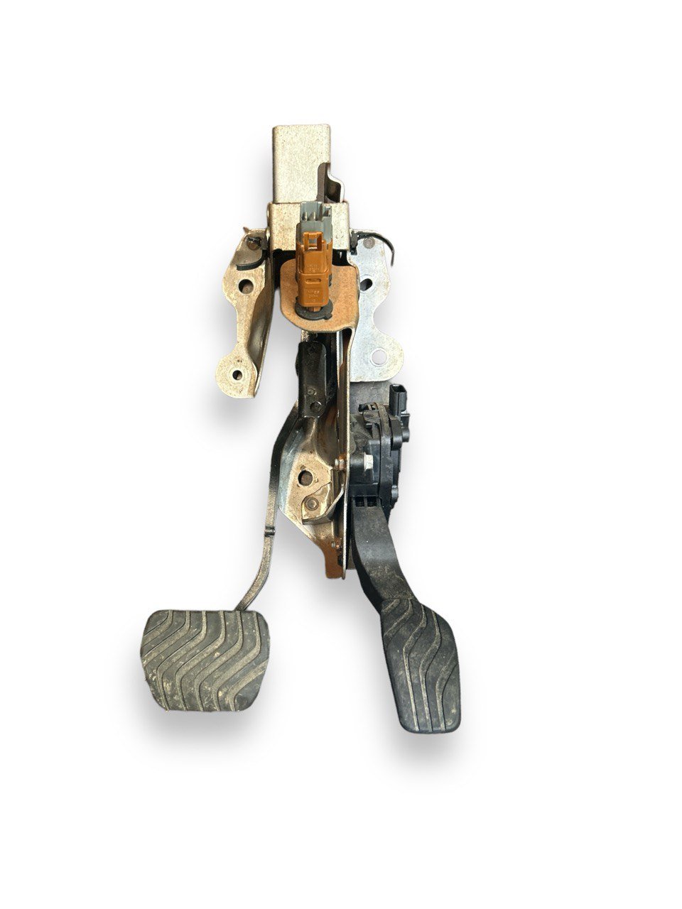 Pedale / Pedaliera Freno Cambio Automatico Renault Kadjar 1.5 Diesel (2015 > 2021) cod . 465014EA0B cod . AC001B04 - F&P CRASH SRLS - Ricambi Usati