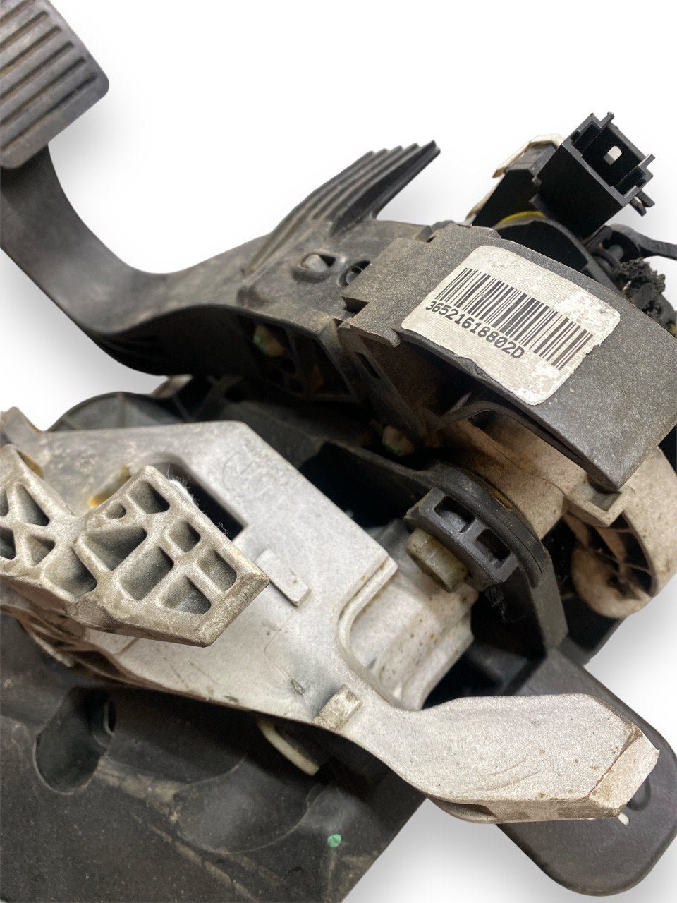 Pedali / Pedaliera Freno e Frizione Fiat Tipo 1.6 ( 2016 ) cod. 51987018 - F&P CRASH SRLS - Ricambi Usati