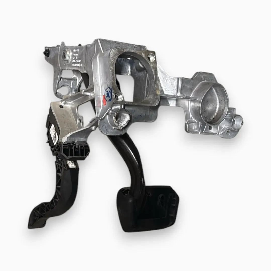 Dettaglio Pedaliera completa Audi A4 8W 2015–2019 cod. 8W1723117 - foto 2