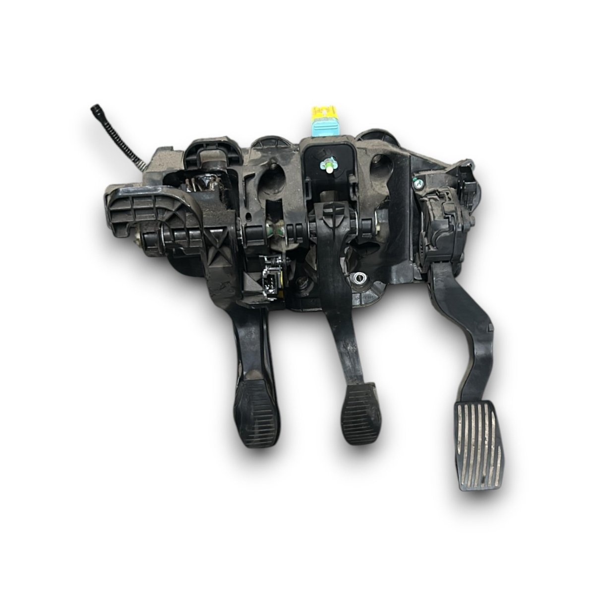 Pedaliera completa Fiat Fiorino cod.0521576410e (2007 &gt; ) - F&amp;P CRASH SRLS - Ricambi Usati