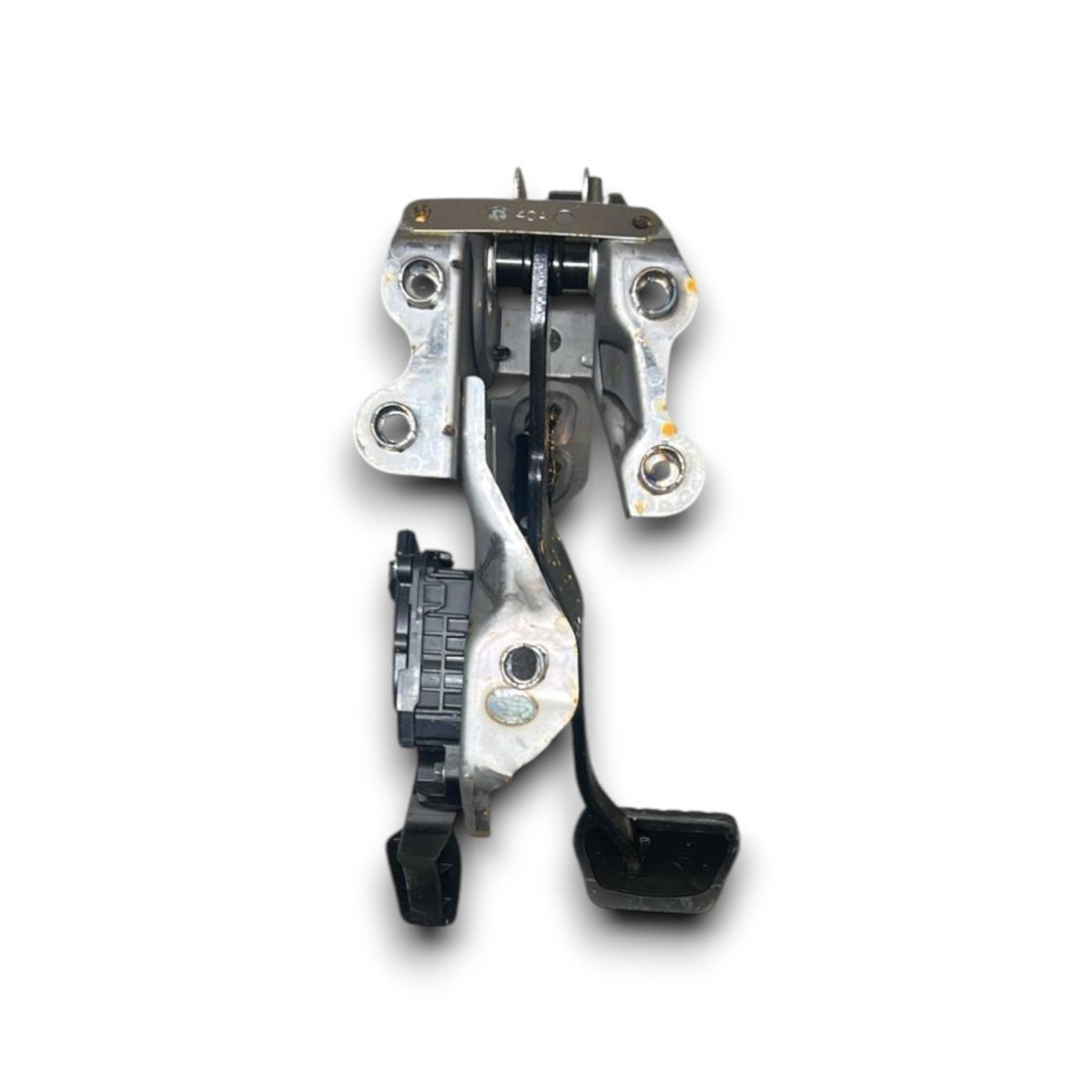 Complete pedal set Nissan X - Trail (T32) code 18002df30b (2014 > 2020) brake + accelerator automatic transmission - F&P CRASH SRLS - Used Spare Parts