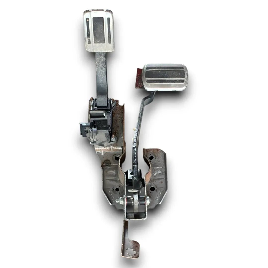 Pedaliera completa Peugeot 2008 2019–2023 - F&amp;P CRASH SRL - Ricambi Usati