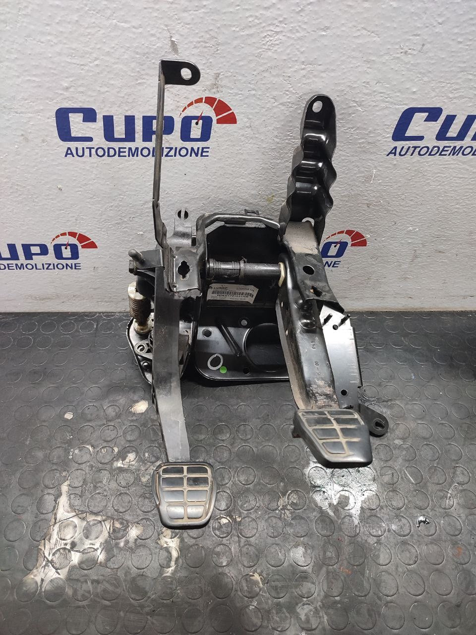 Pedaliera Freno+Frizione Volkswagen Polo (2000) Cod:W06N1721031AM - F&P CRASH SRLS - Ricambi Usati