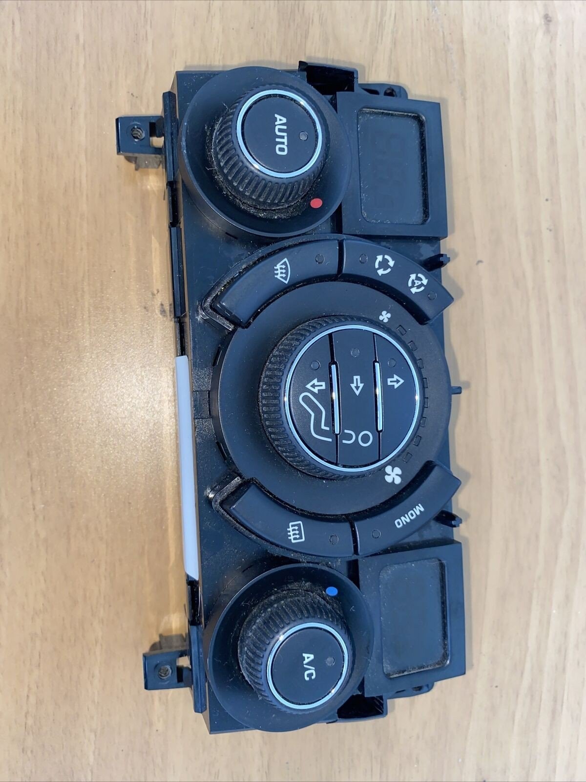 PEUGEOT 3008 2011 ClimaControl Unit 400017001 - F&P CRASH SRLS - Ricambi Usati