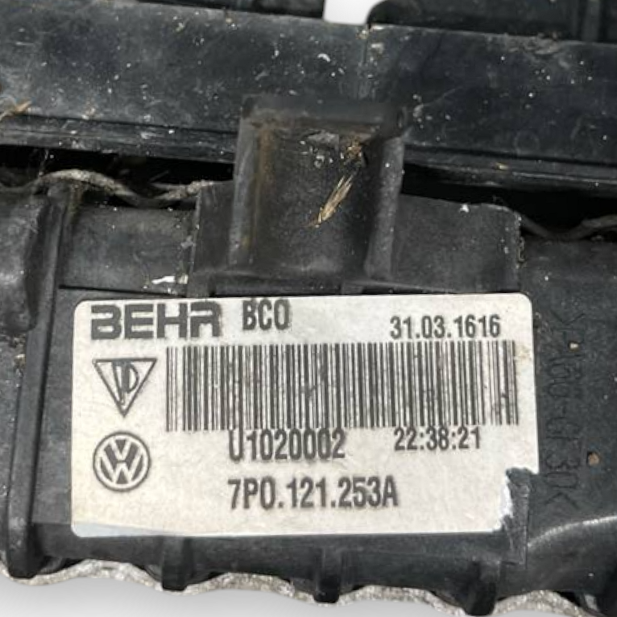 Radiatore Motore Porsche Cayenne II 92A 3.0 Benzina (2010 al 2017) cod: 7P0121253A