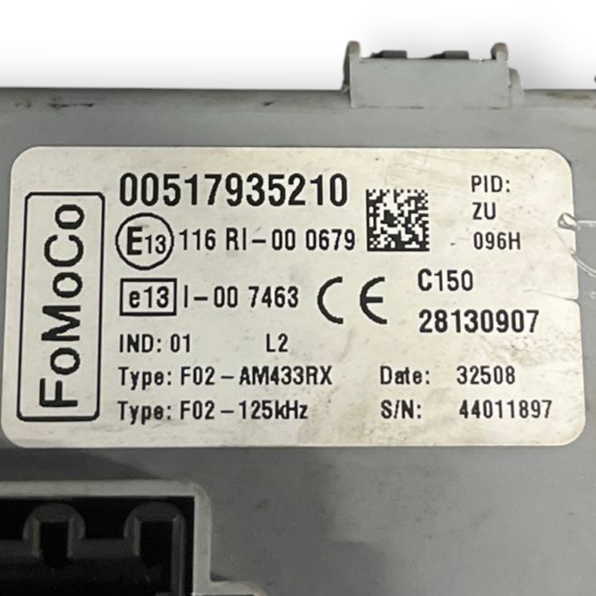 Body Computer krmilna enota Ford Ka II 1.2 Petrol (2008 do 2016) koda: 00517935210