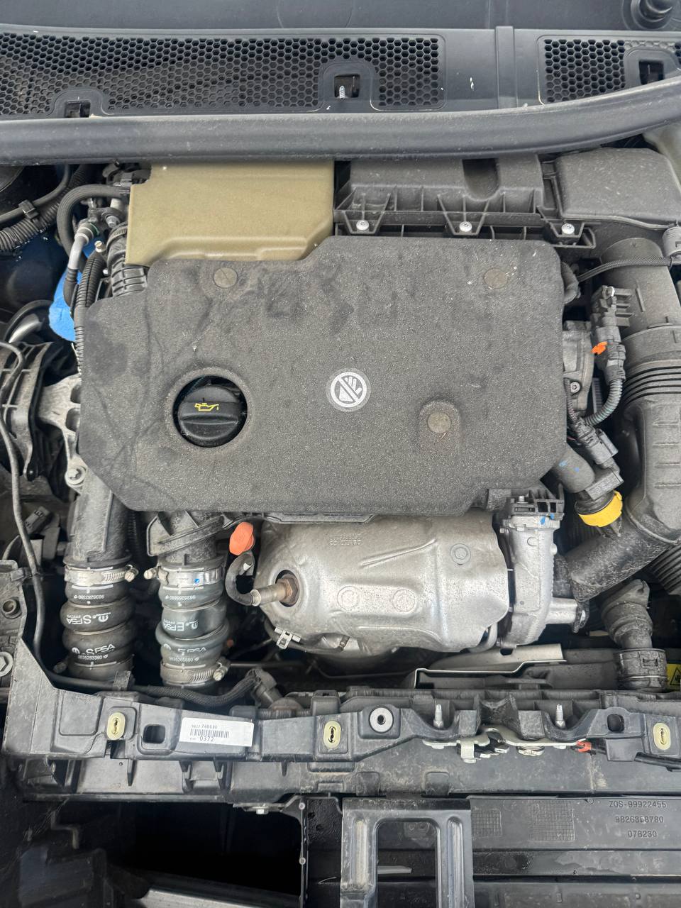 Motore Puegeot 2008 ( 2021 ) 1.5 Diesel 81kw 110cv cod : YH01