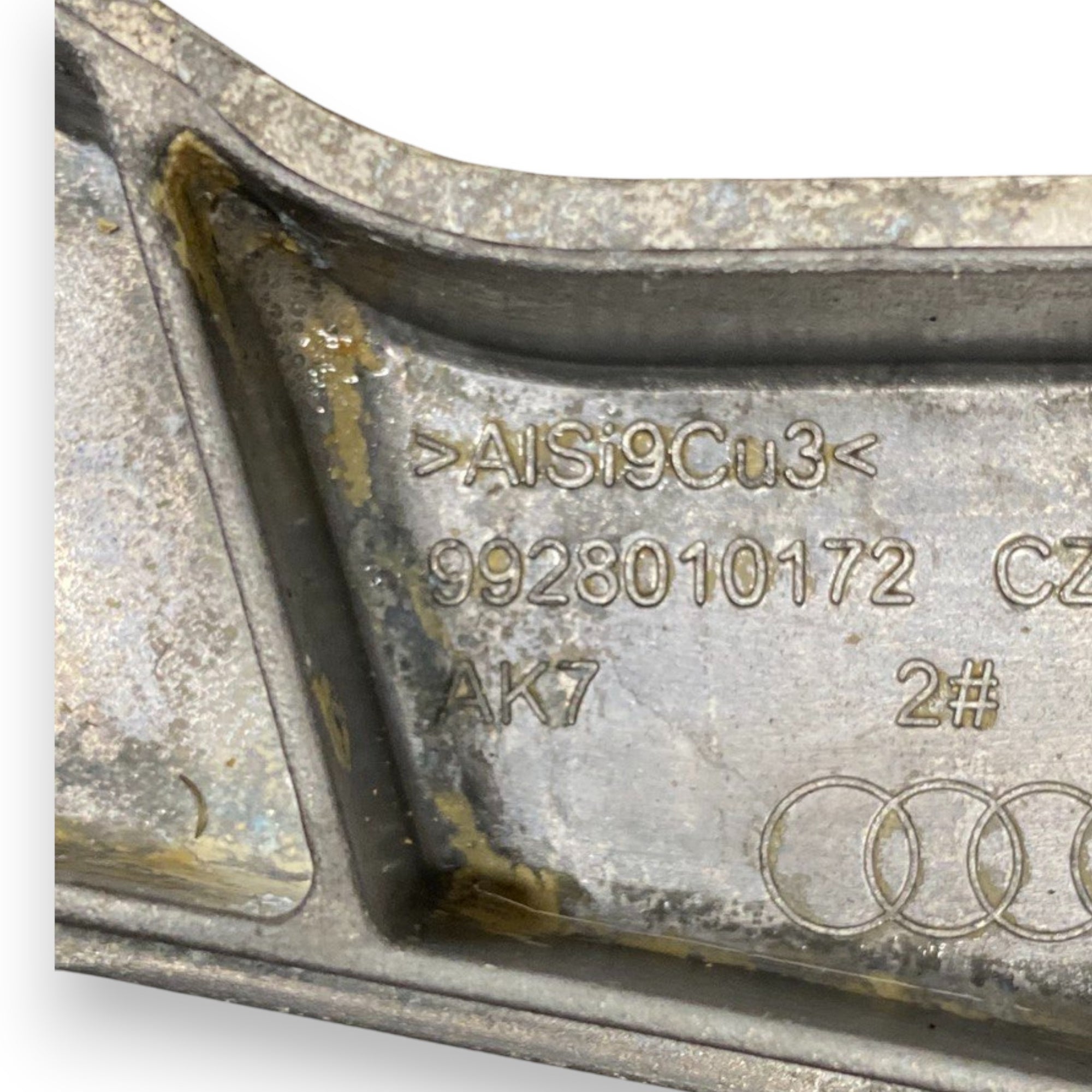 Armlehne Audi A3 8Y Cod: 9928010172 (2021-) 