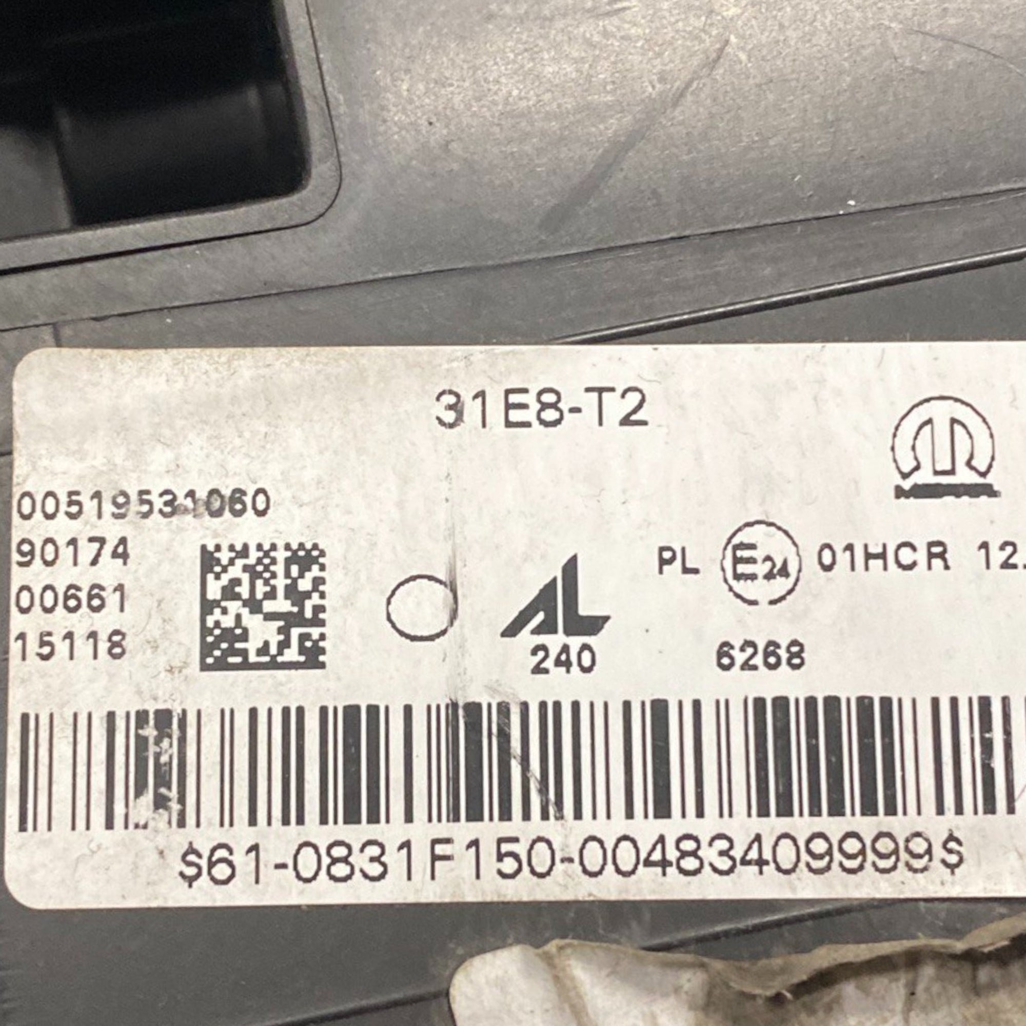 Žaromet / sprednja luč desno za jeep renegade Koda: 00519531060 (2014-) 