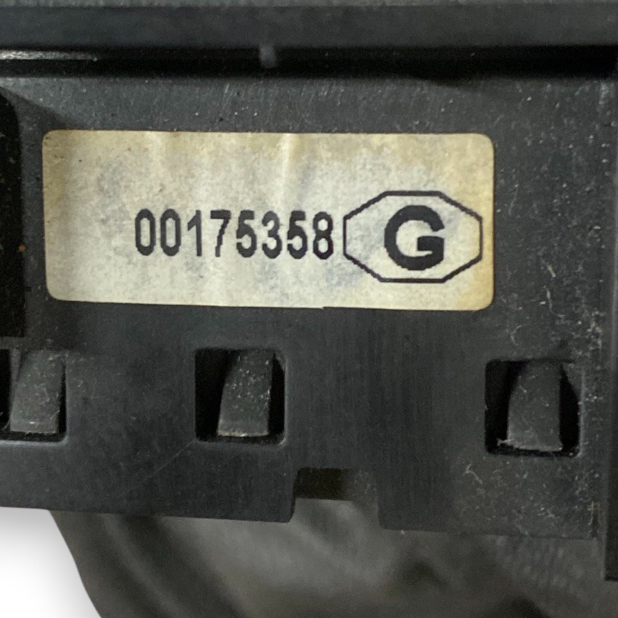 Upravljački gumbi za svjetla Renault Kadjar Kod: 00175358 (2015-2022) 
