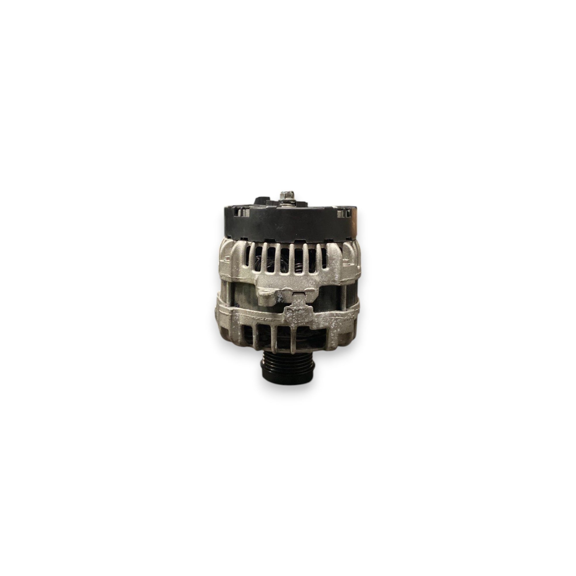 Alternator mercedes-benz klase a w176 a45 2.0 benzin Kod: 0125711068 (2013-2018) 