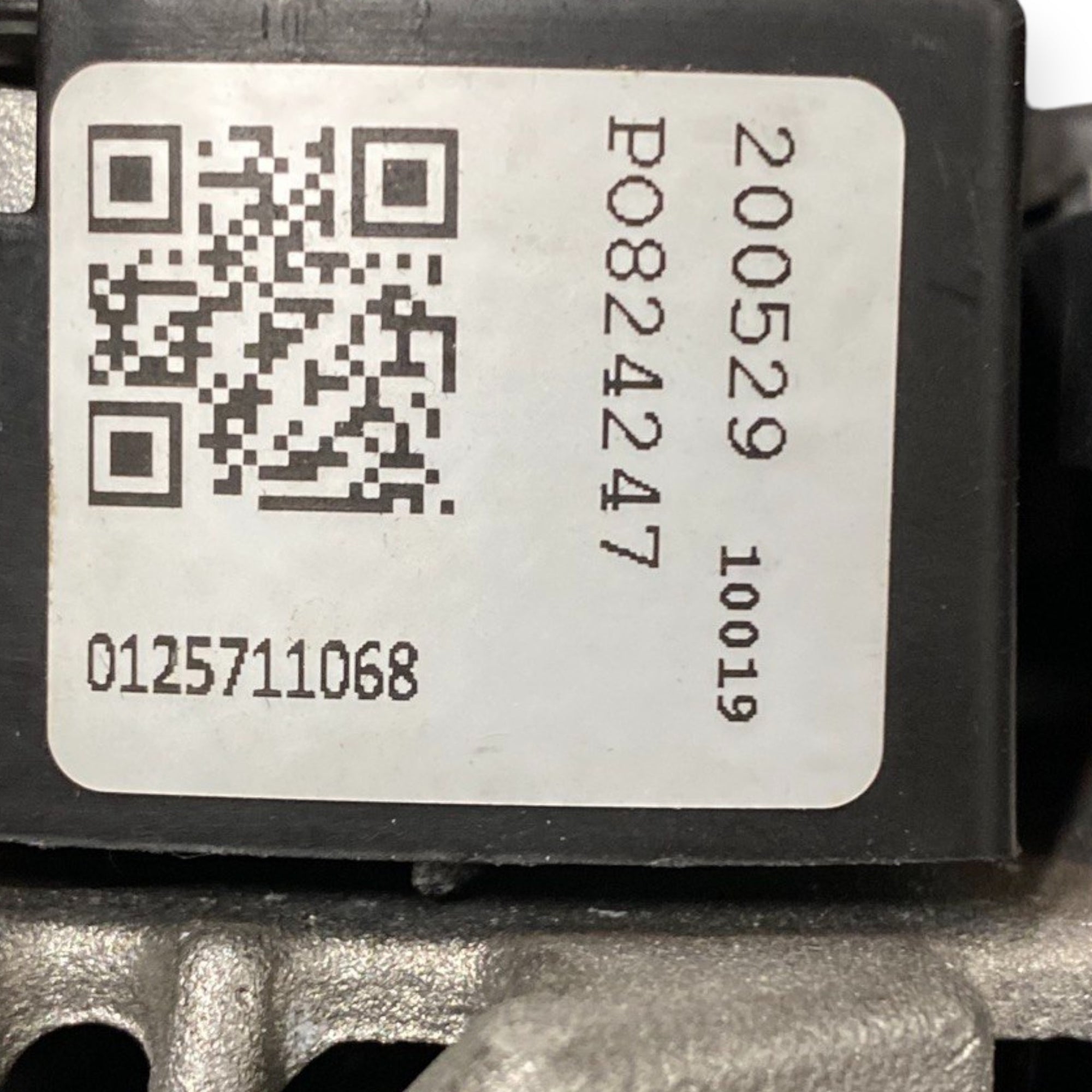 Alternator mercedes-benz klase a w176 a45 2.0 benzin Kod: 0125711068 (2013-2018) 