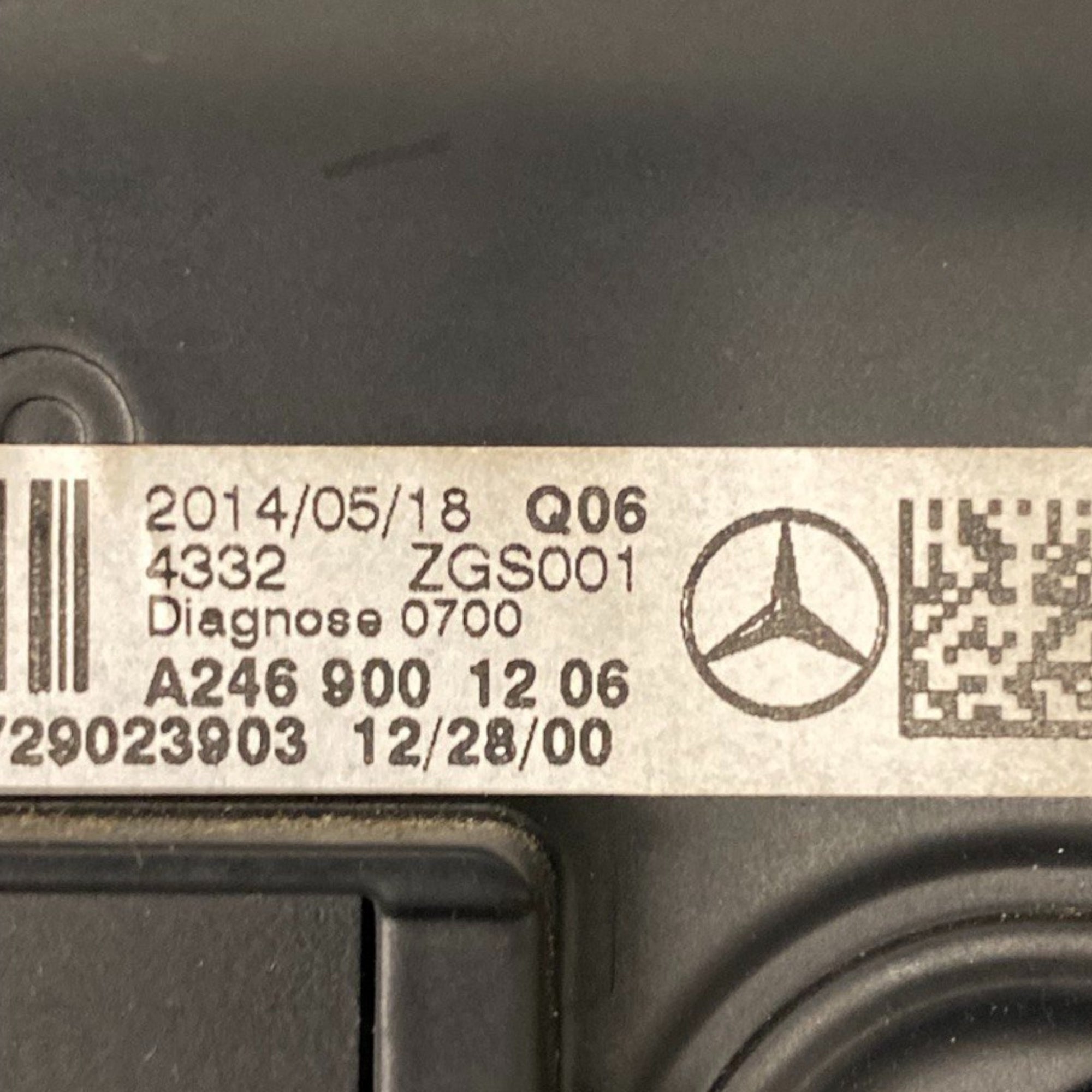 Affichage / écran mercedes-benz classe a w176 Code : a2469001206 (2013-2016) 