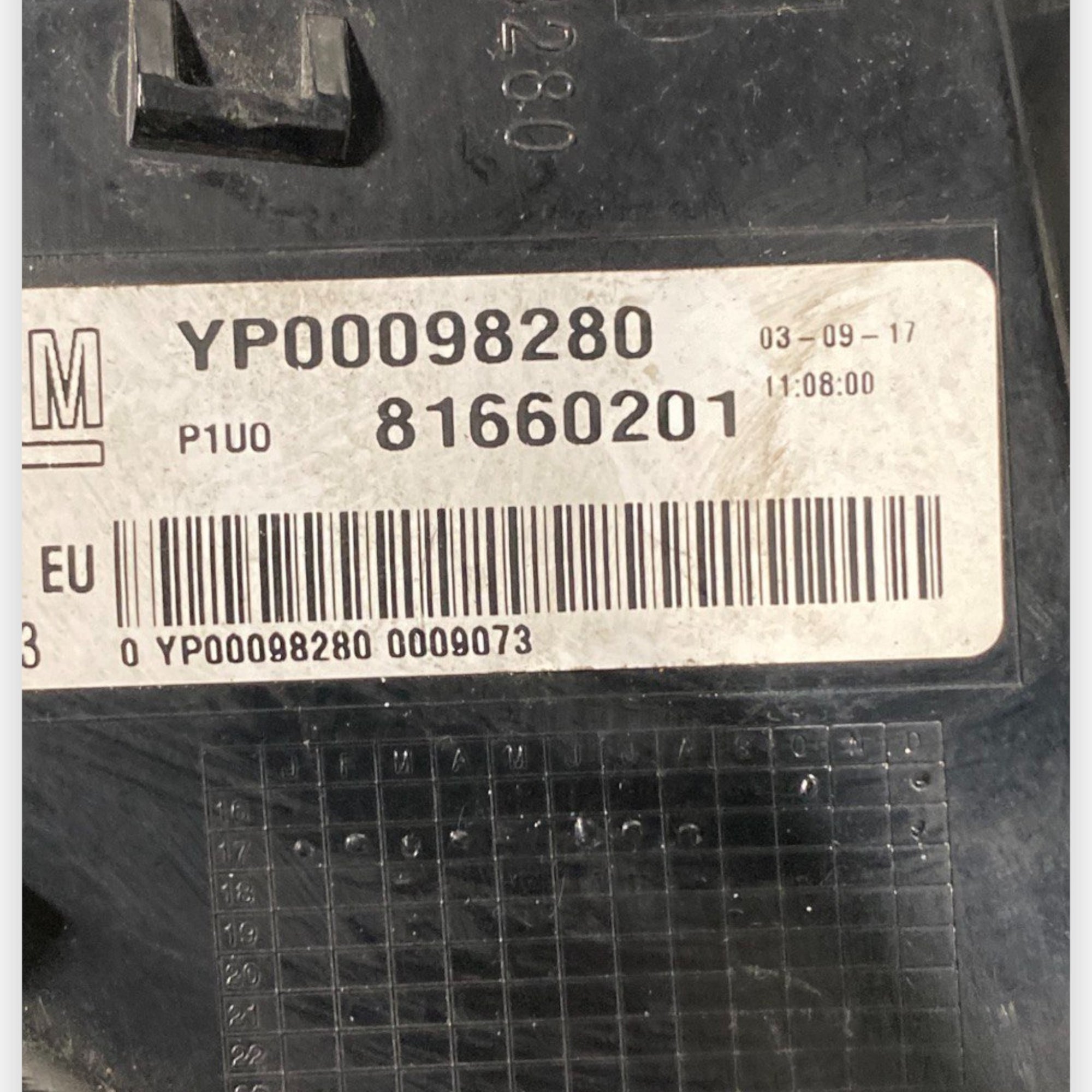 Stop / achterlicht rechts (dx) opel grandland x Cod: yp00098280 (2017-2024) 