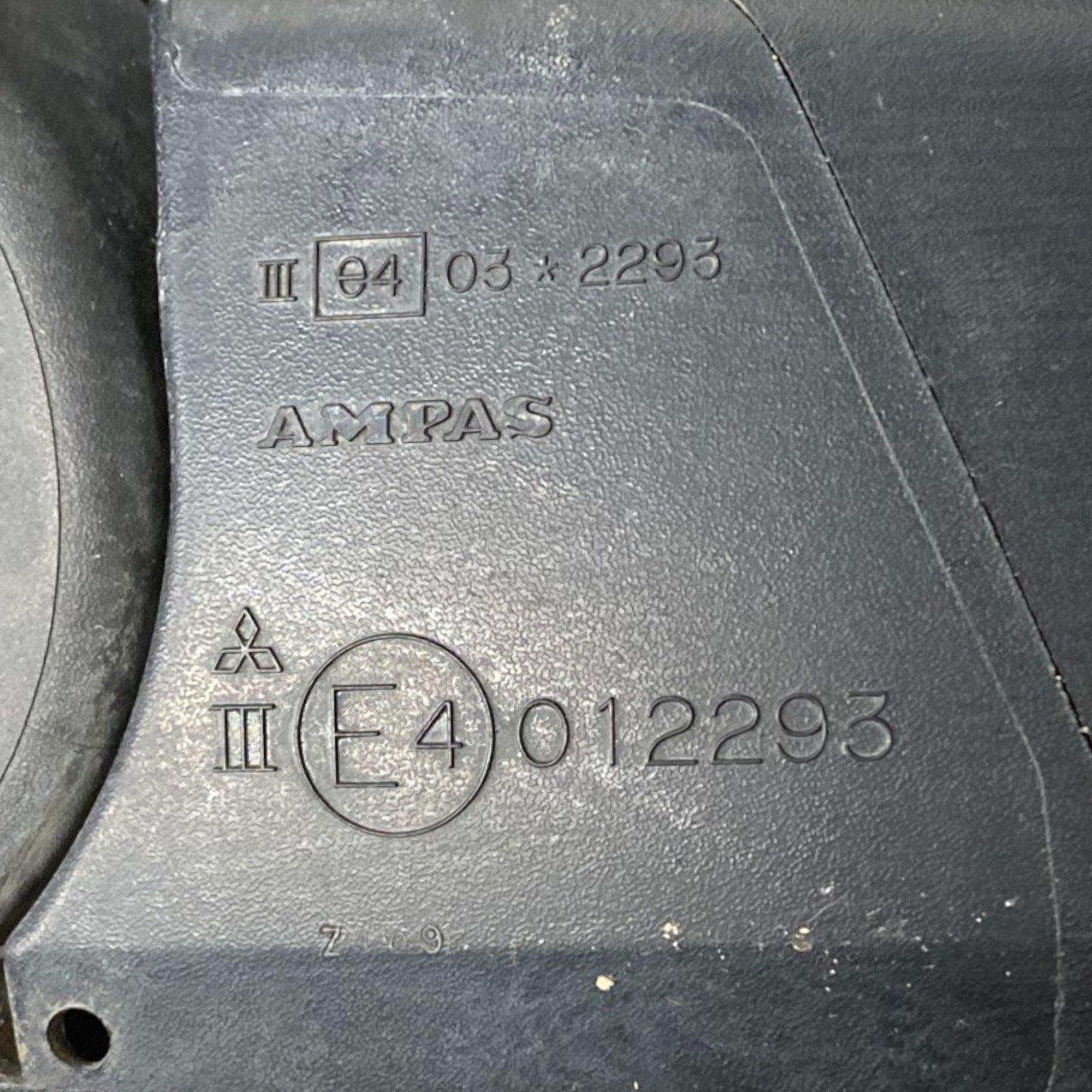 Ogledalo / lijevo retrovizor mitsubishi l200 Kod: e4012293 (2005-2014) 