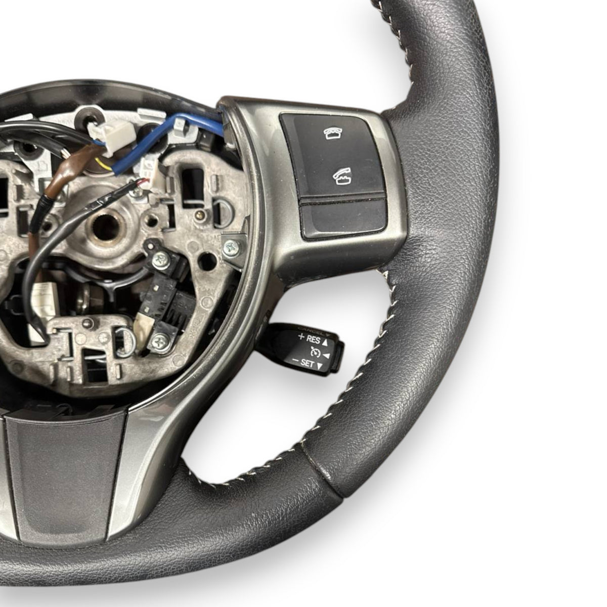 Volante / sterzo toyota yaris iii Cod: 45100-0d49023 (2011-2019)