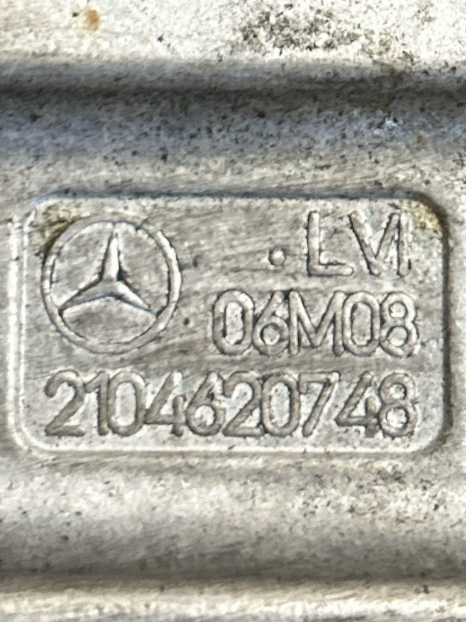 Piantone / Canna Sterzo Mercedes Benz Classe C (W203) (2000 > 2007) cod.2104620748 - F&P CRASH SRLS - Ricambi Usati