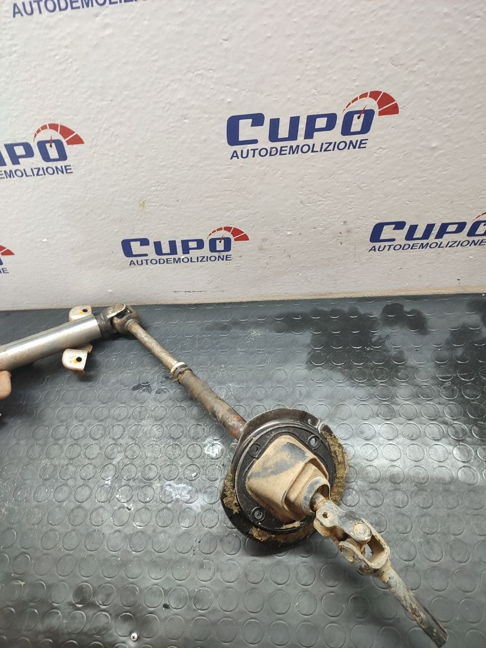 Piantone dello sterzo MITSUBISHI PAJERO 1.8 (2000) B cod: mr329406 - F&P CRASH SRLS - Ricambi Usati
