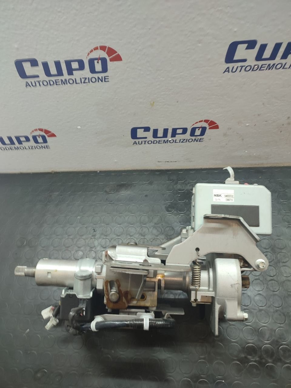 Nissan X-trail steering column (T32) code 48811 4ba0a - F&P CRASH SRLS - Used Parts