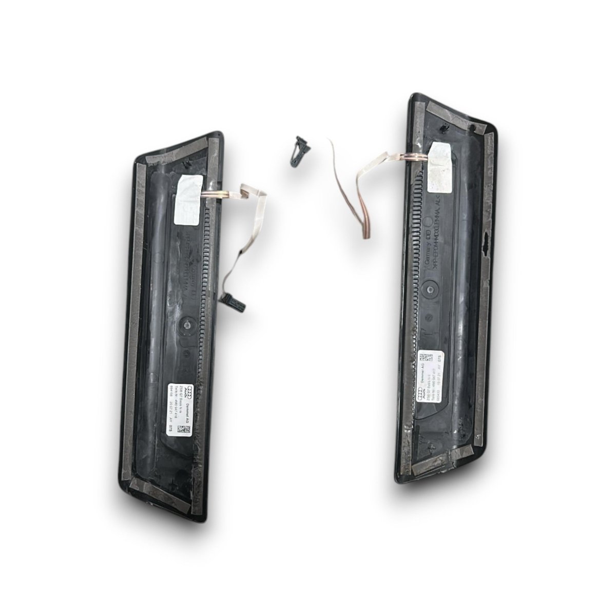 Illuminated rear sill plates Audi Q8 code.4m0947418 (2018 > 2023) code.4m0947417 - F&P CRASH SRL - Used Spare Parts