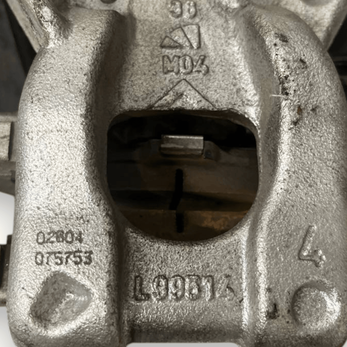 Left rear brake caliper (sx) Toyota Yaris Cross 1.5 Petrol - Hybrid (2020 - ) code L99514 - F&P CRASH SRLS - Used Parts