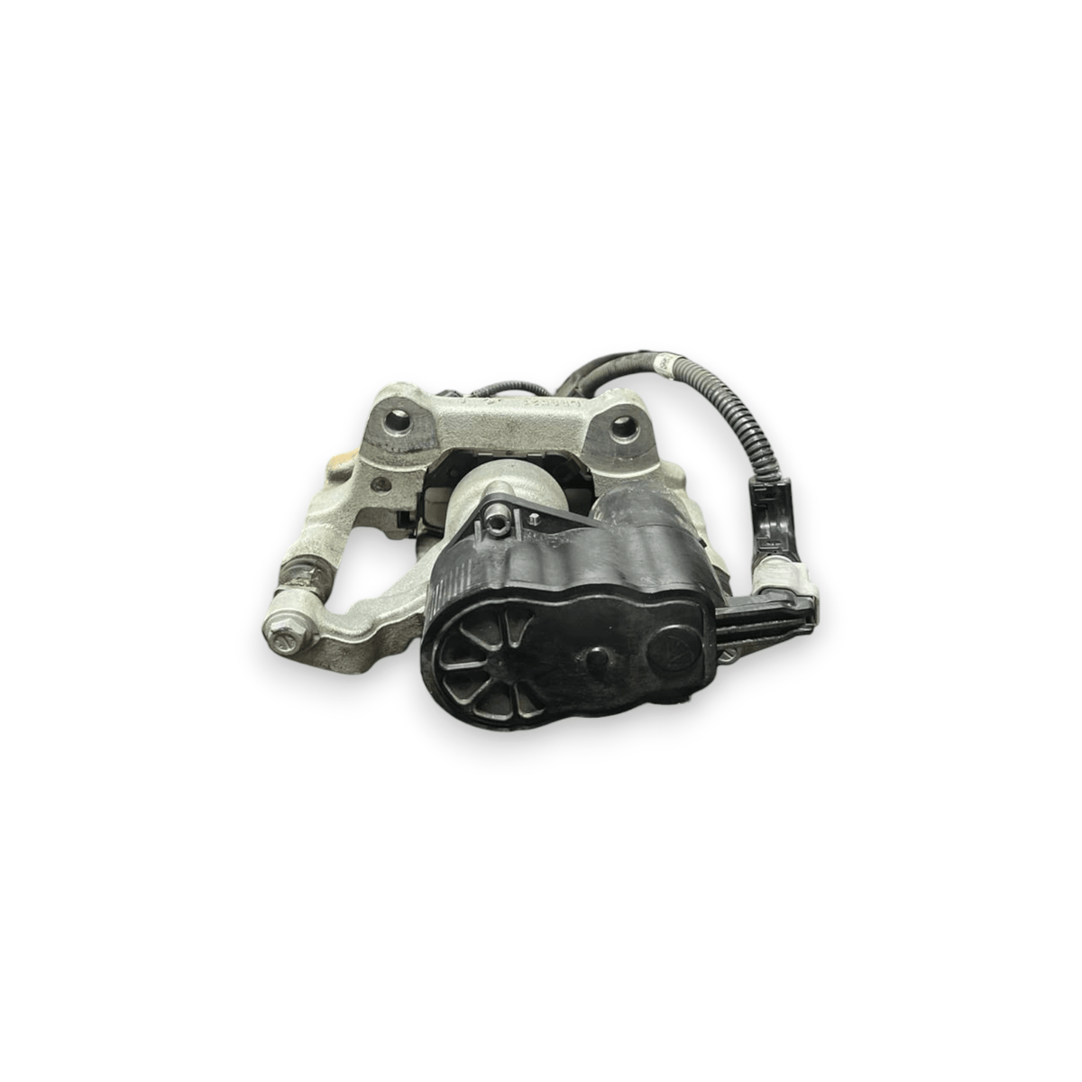 Left rear brake caliper (sx) Toyota Yaris Cross 1.5 Petrol - Hybrid (2020 - ) code L99514 - F&P CRASH SRLS - Used Parts