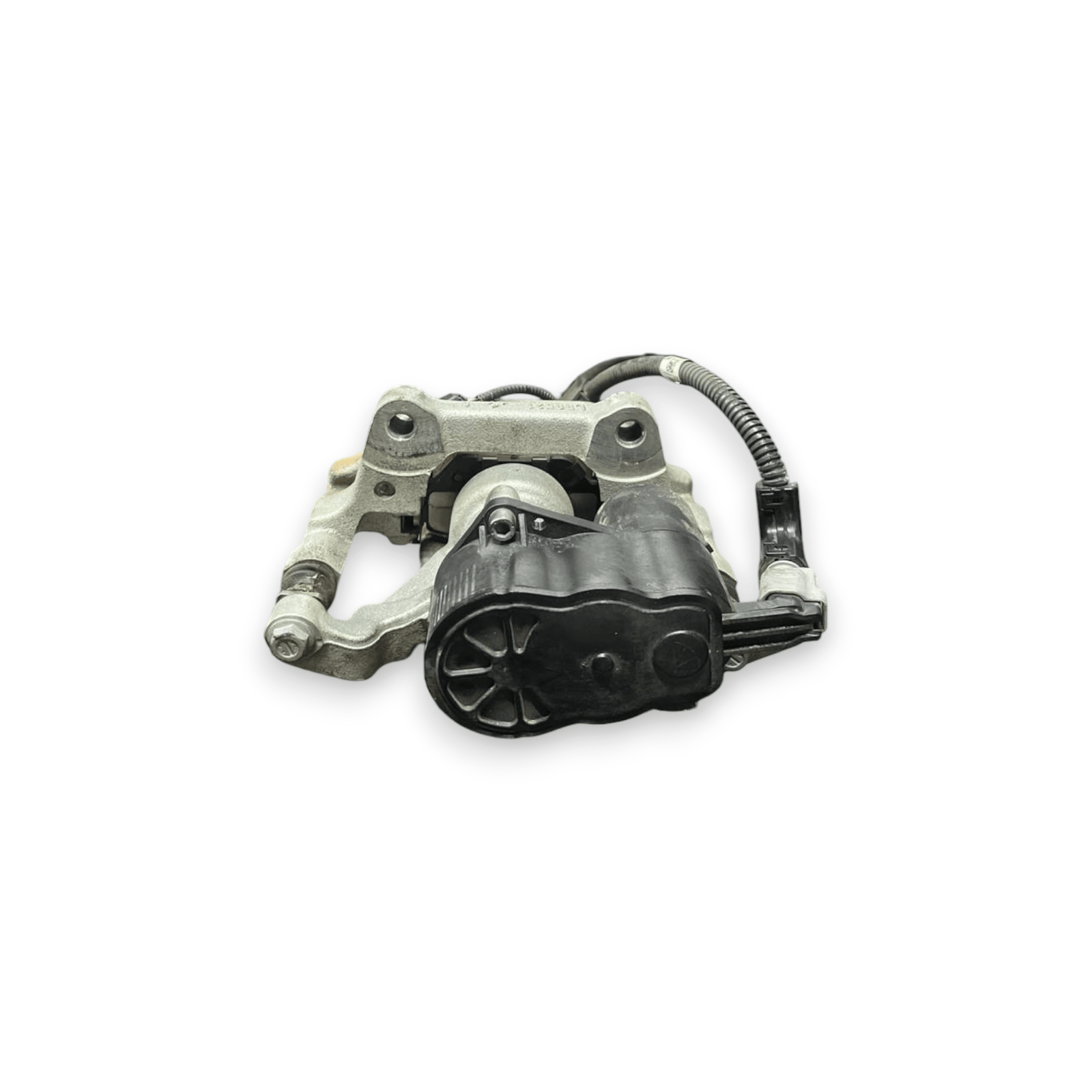 Left rear brake caliper (sx) Toyota Yaris Cross 1.5 Petrol - Hybrid (2020 - ) code L99514 - F&P CRASH SRLS - Used Parts