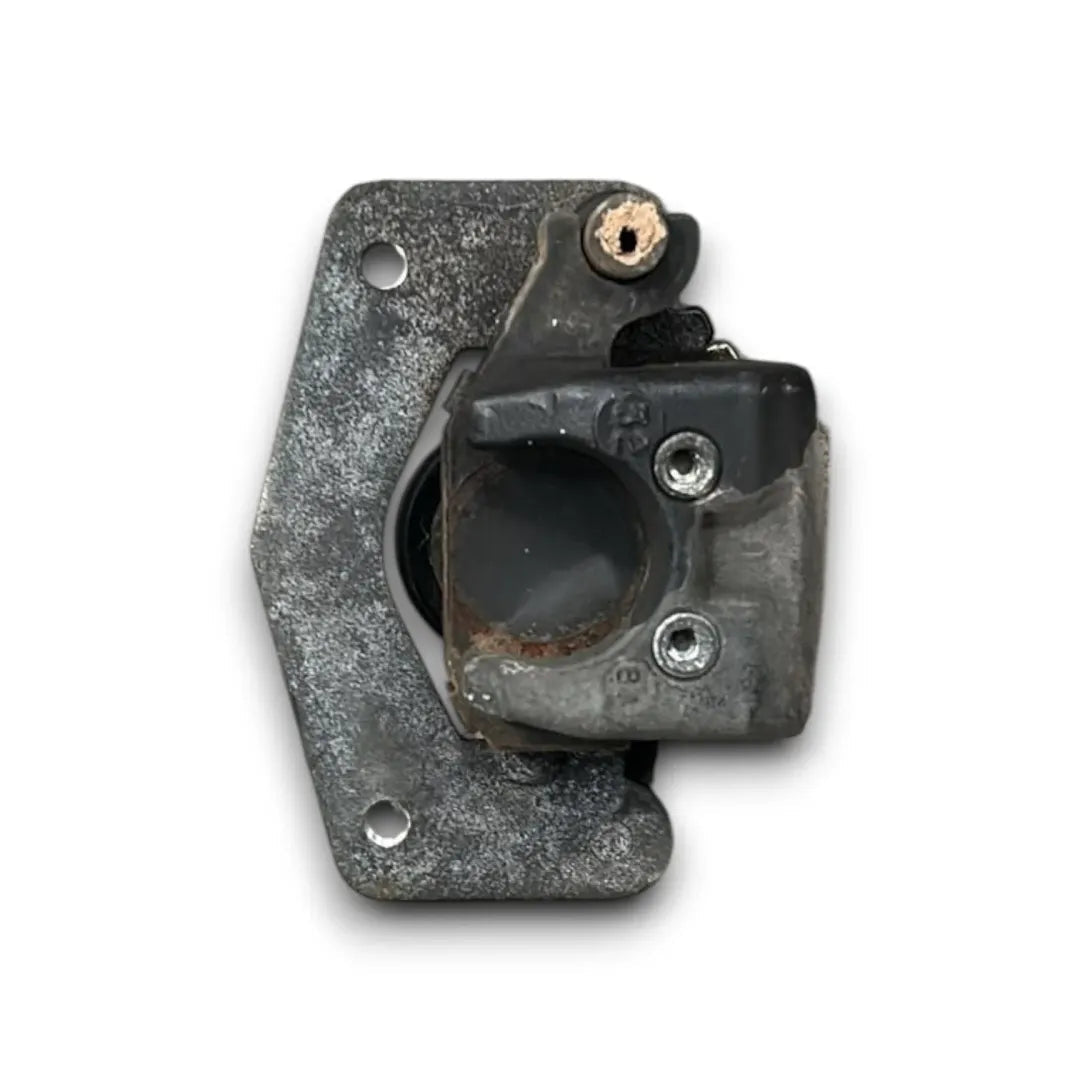 Pinza freno posteriore Suzuki UX Sixteen 150 - F&P CRASH SRL - Ricambi Usati