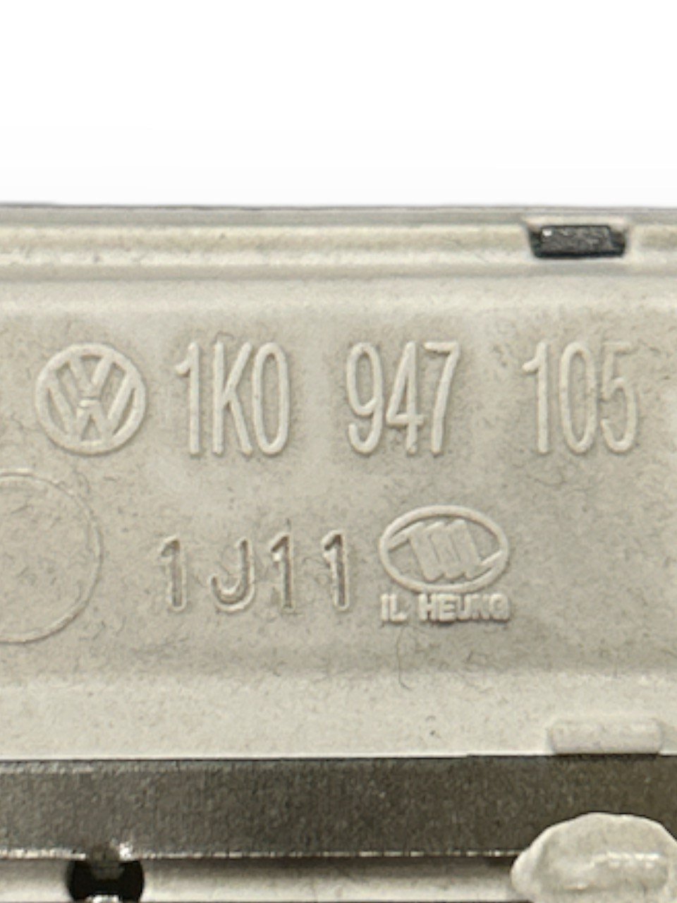 Plafoniera Anteriore Alogeno Volkswagen Passat (2000 > 2010) cod . 1K0947105 - F&P CRASH SRLS - Ricambi Usati