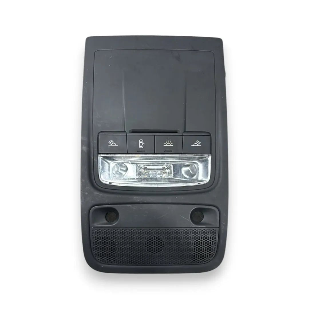Plafoniera anteriore di cortesia Audi A3 8V 2016–2021 OEM 8V0947135J - F&P CRASH SRL - Ricambi Usati
