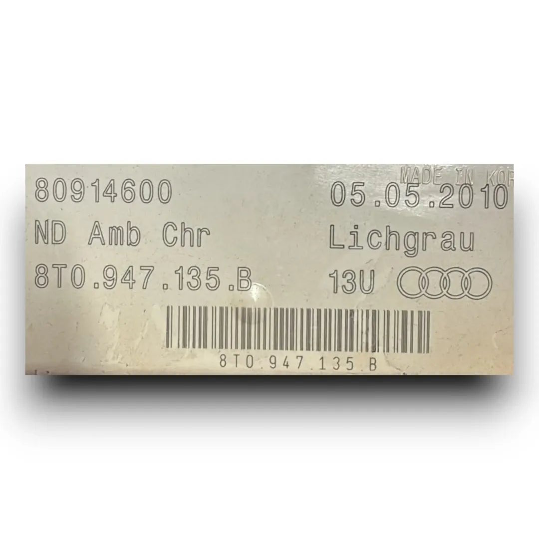 Plafoniera anteriore di cortesia Audi Q5 8R 2008–2017 OEM 8T0947135B - F&P CRASH SRL - Ricambi Usati