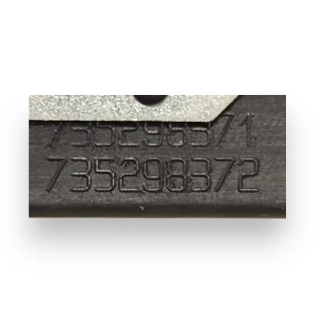 Dettaglio Plafoniera anteriore di cortesia destra Lancia Lybra 1999–2006 OEM 735265499 - foto 3