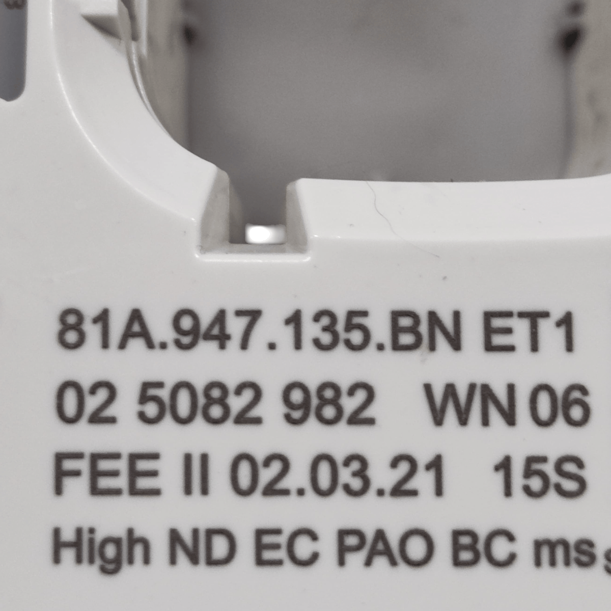 Plafoniera Anteriore Led Audi Q3 F3 COD: 81A947135BN (2018>) - F&P CRASH SRLS - Ricambi Usati