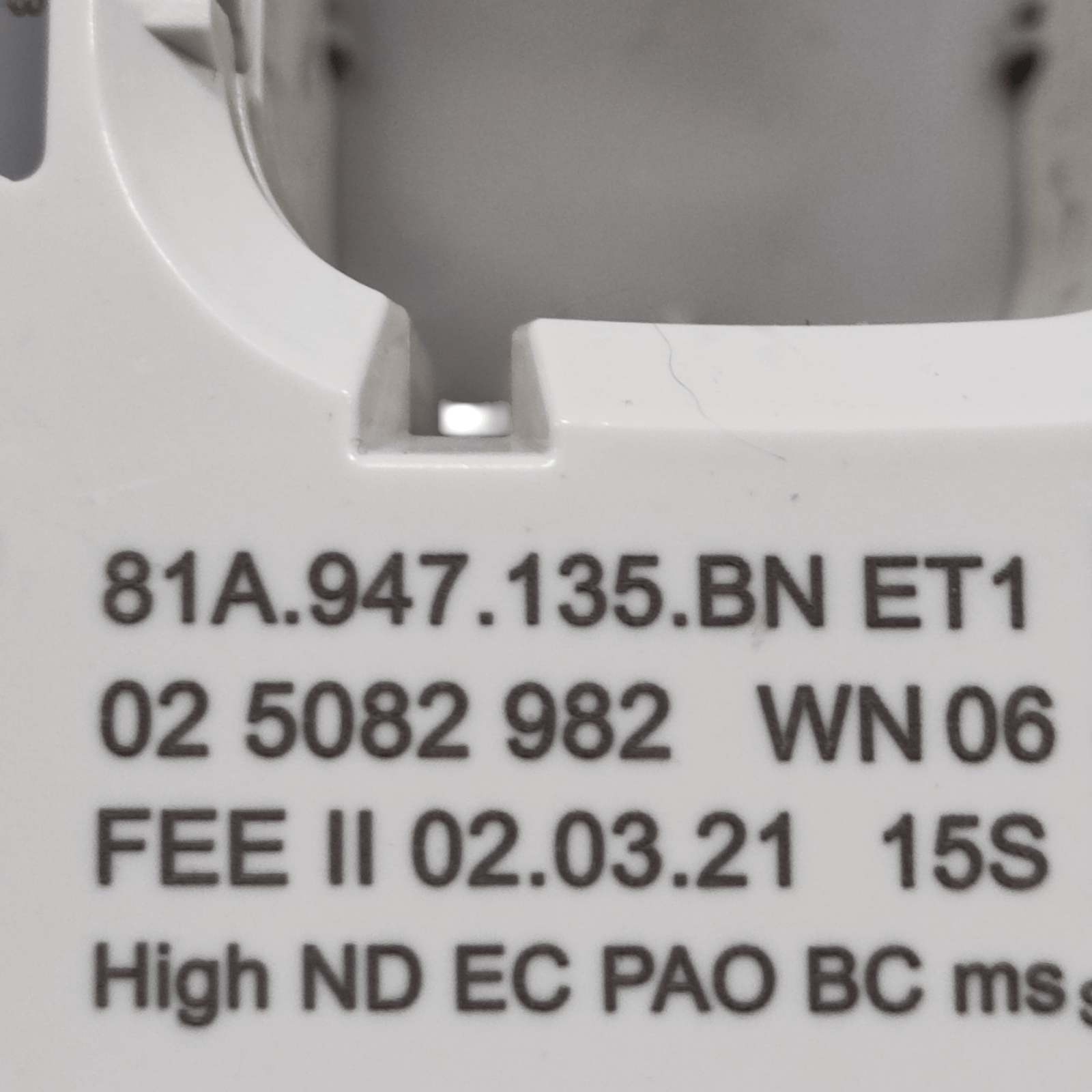 Plafoniera Anteriore Led Audi Q3 F3 COD: 81A947135BN (2018>) - F&P CRASH SRLS - Ricambi Usati