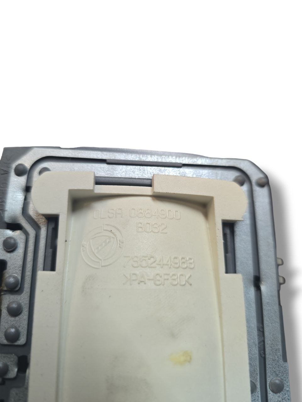 Plafoniera Fiat Punto Evo ( 2012 ) Cod : 735244963 - F&P CRASH SRLS - Ricambi Usati