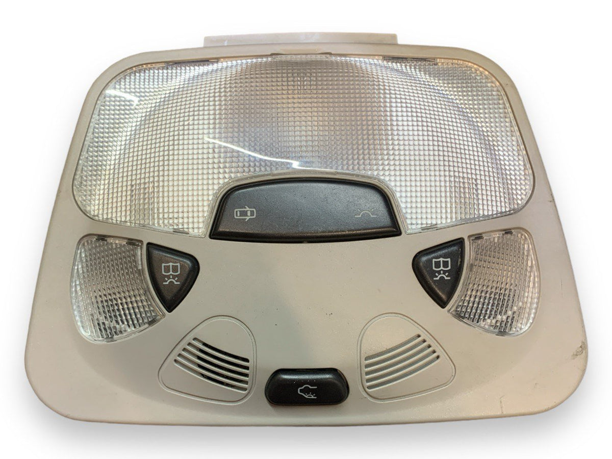 Plafoniera Luce Interna Abitacolo Anteriore Mercedes - Benz Classe C W203 (2005) cod.a203820 - F&amp;P CRASH SRLS - Ricambi Usati