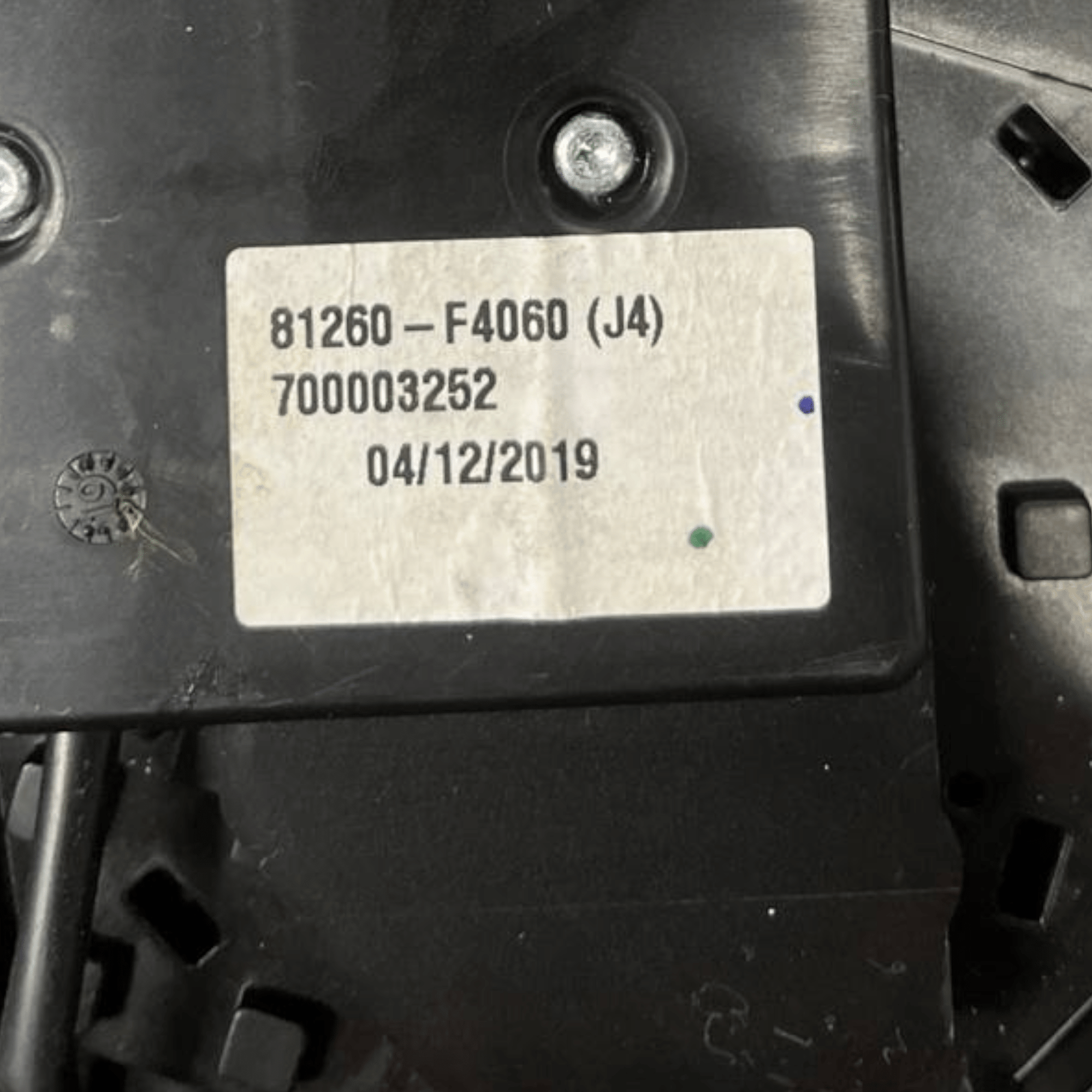 Plafoniera Luce interna anteriore Toyota C - HR (2017 - ) cod: 81260 - F4060 - F&P CRASH SRLS - Ricambi Usati