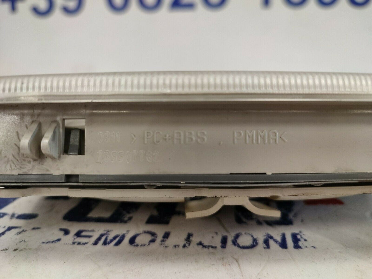 Plafoniera luce interna Fiat Bravo 198 Mk2 2007 - 2014 735244963 735507762 - F&P CRASH SRLS - Ricambi Usati