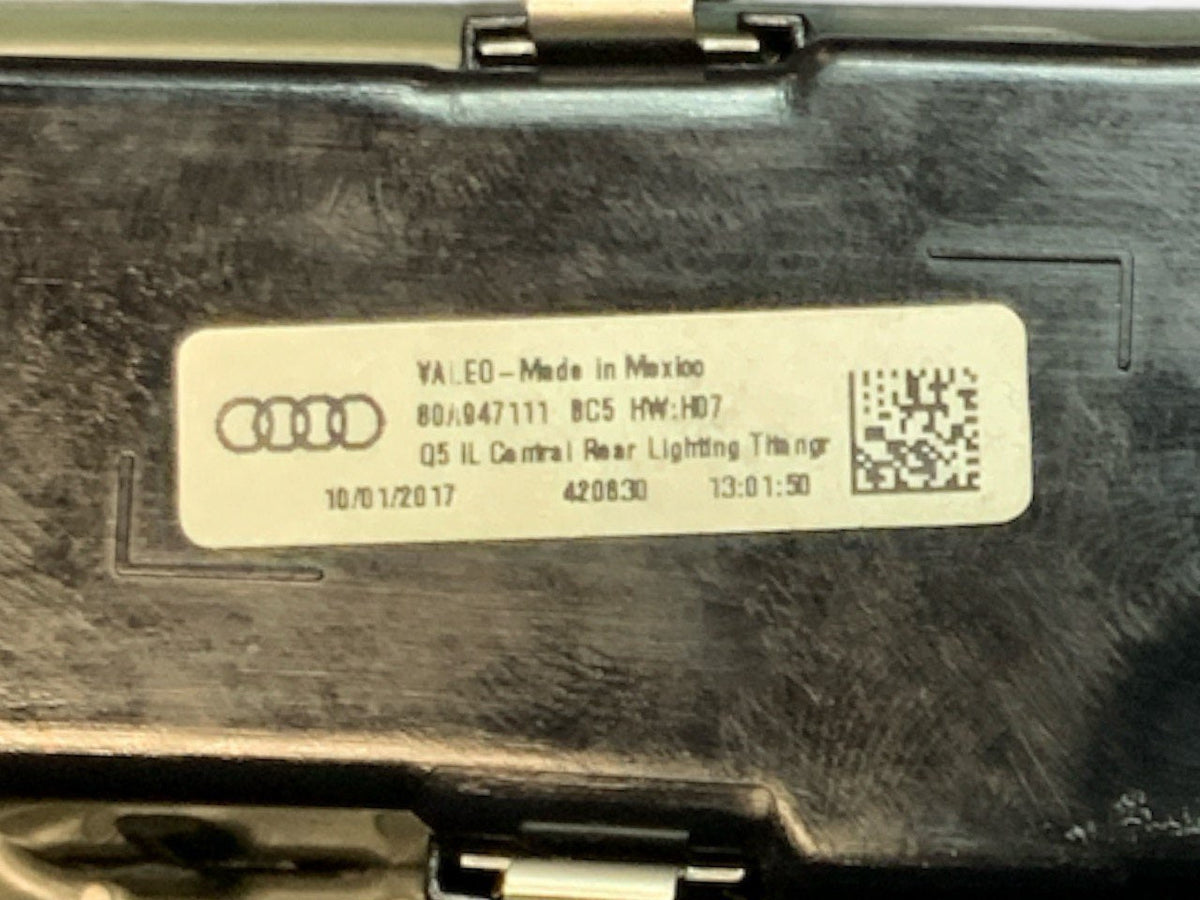 Interior LED Ceiling Light Rear Central Audi Q5 (2019) code.80A947111 - F&P CRASH SRLS - Used Parts