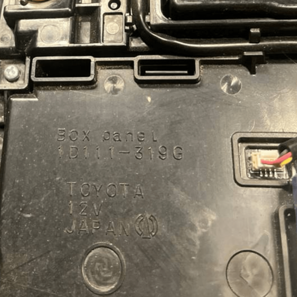 Plafoniera Luce Interna Lexus NX II (201 - ) cod: 1D111 - 319G - F&P CRASH SRLS - Ricambi Usati