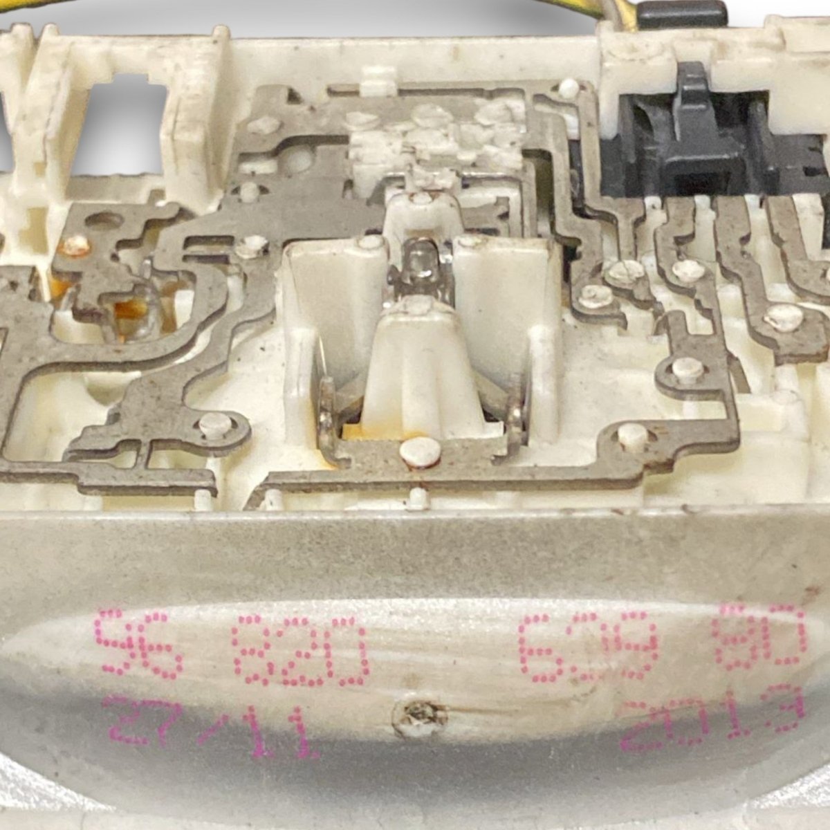 Internal light ceiling Peugeot 3008 code . 9682060980 (2016 > 2023) - F&P CRASH SRL - Used Parts