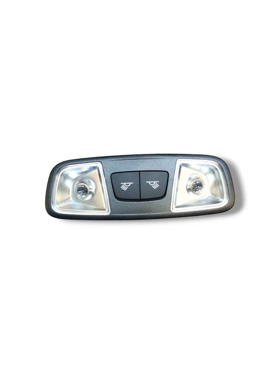 Plafoniera / Luce Interna Posteriore Audi A3 8V ( 2012 - 2020 )cod.8V0947111B - F&P CRASH SRLS - Ricambi Usati