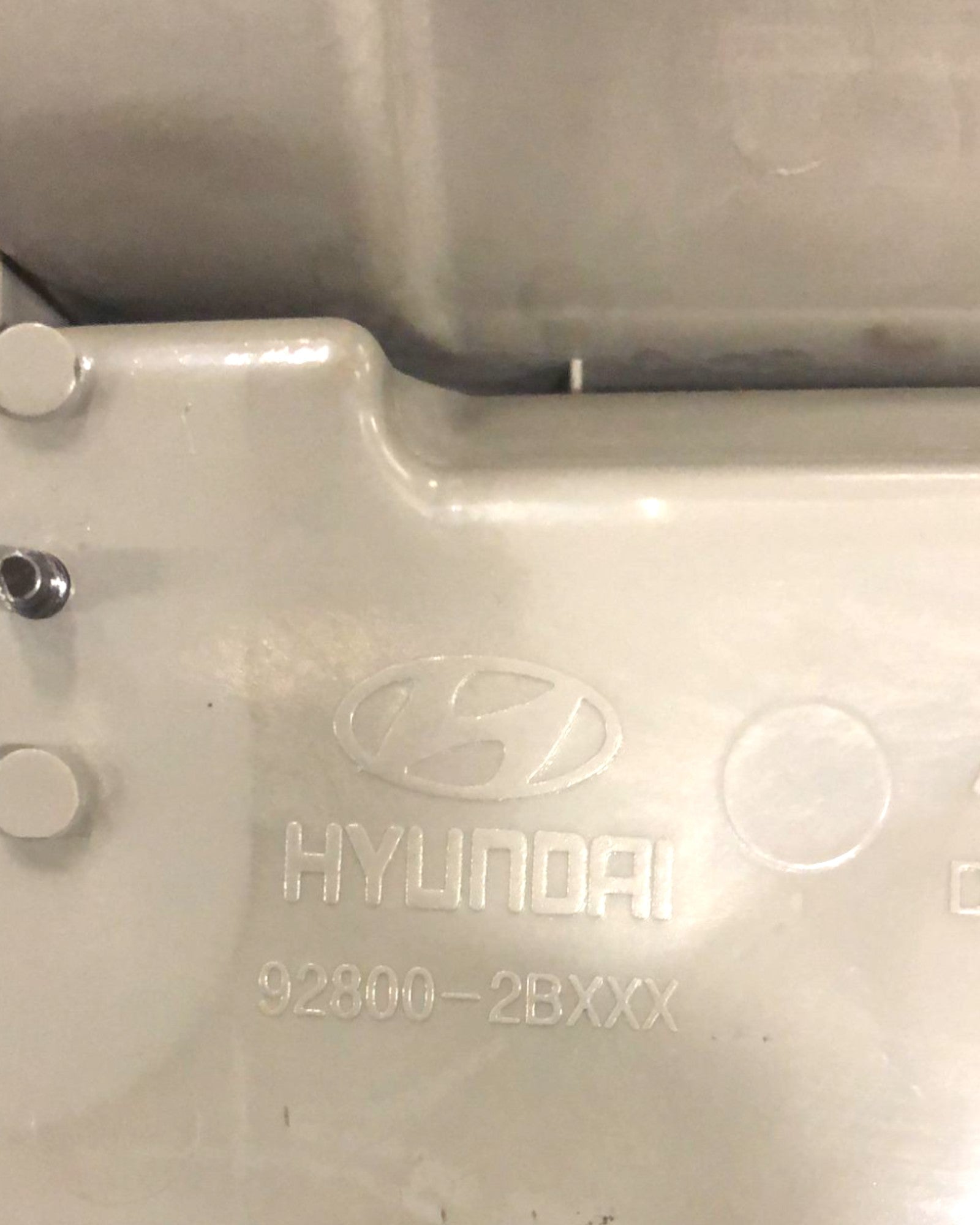Interior light ceiling fixture Hyundai Santa Fe (2006 > 2012) code:92800 - 2BXXX - F&P CRASH SRLS - Used Parts