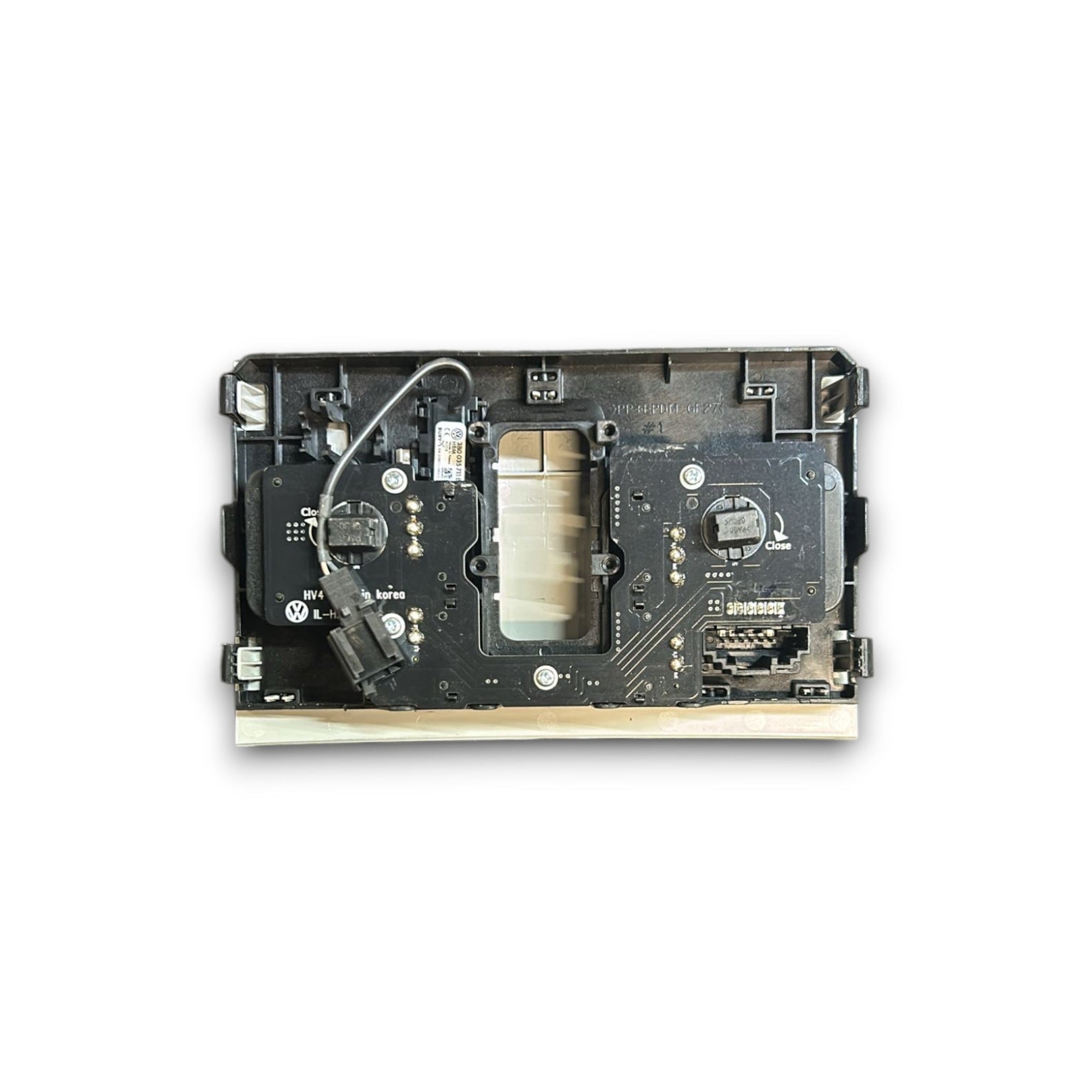 Plafoniera Luci Interne Volkswagen Tiguan (AD1) cod.5TA947105A (2016 > 2024) - F&P CRASH SRLS - Ricambi Usati