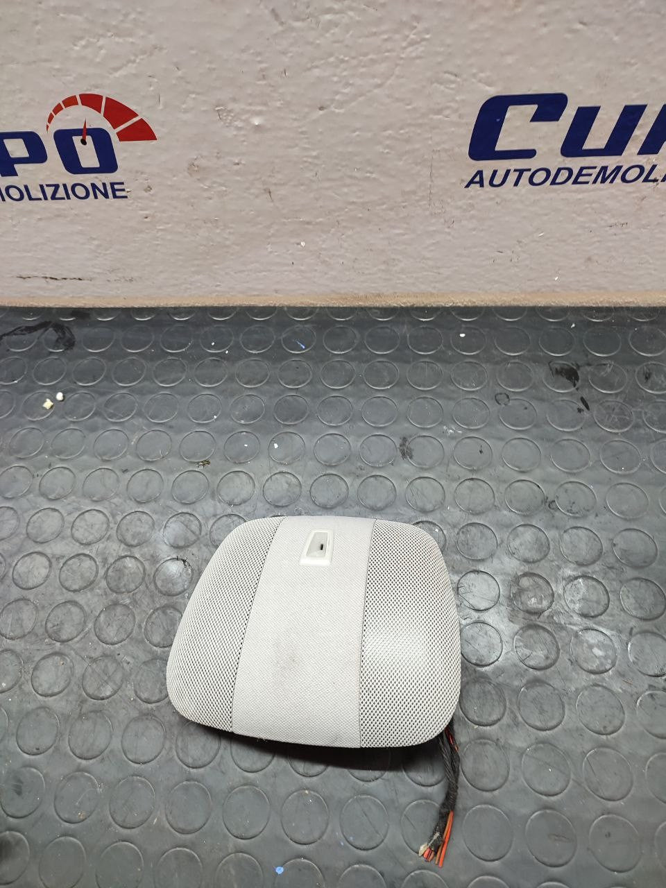 Mercedes S-Class (w221) alarm sensor ceiling light code A2219050018 - F&P CRASH SRLS - Used Parts