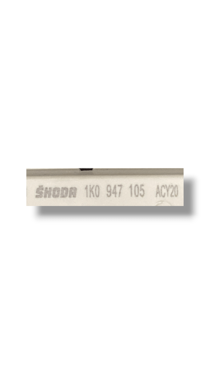 Internal ceiling light Skoda Octavia code:1k0947105 (2017 - 2019) - F&P CRASH SRLS - Used Parts