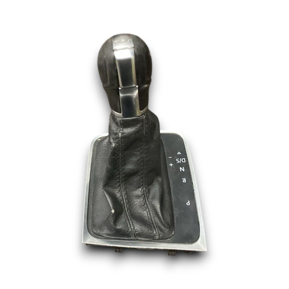 Pomello cambio volkswagen golf VII cod . 5g1713203 (2012 > 2021) - F&P CRASH SRL - Ricambi Usati