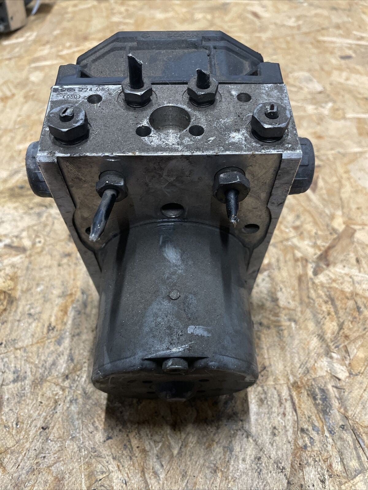 Pompa Abs Alfa Romeo 147 1.9 0265224083 - F&amp;P CRASH SRLS - Ricambi Usati